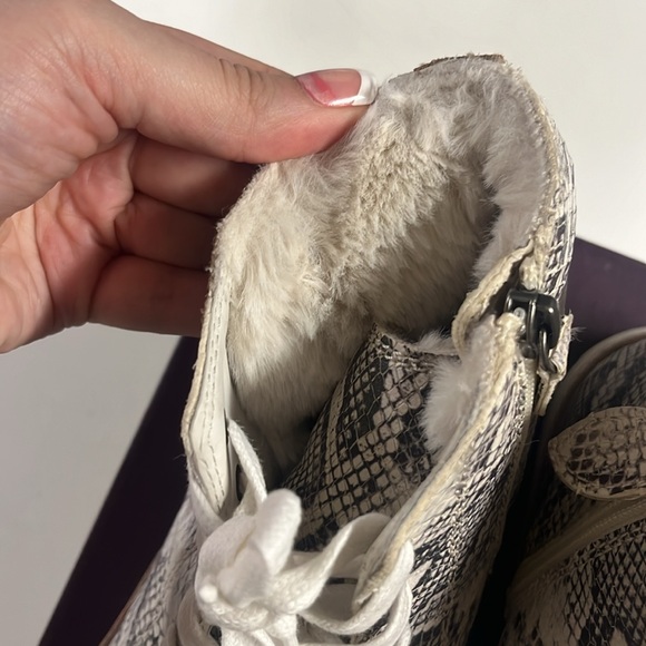 Johnston and Murphy Callie High Top Sneakers - Picture 5 of 7